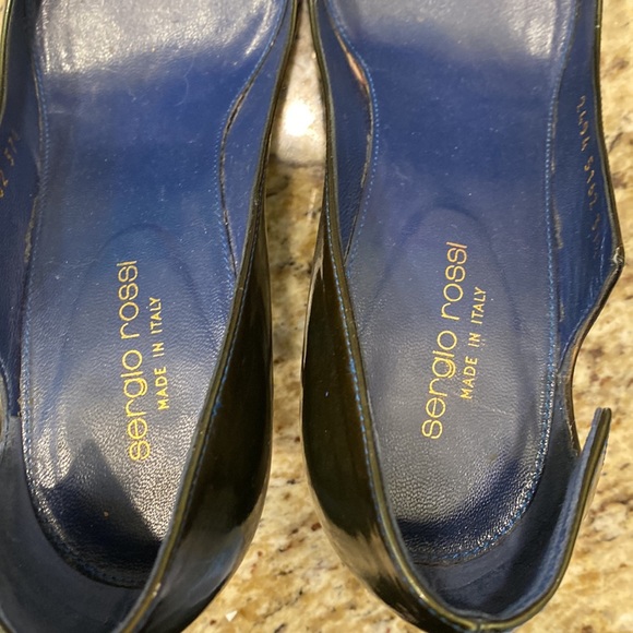 Deep Forest Green Sergio Rossi Heels w Side Cutouts - Picture 3 of 7